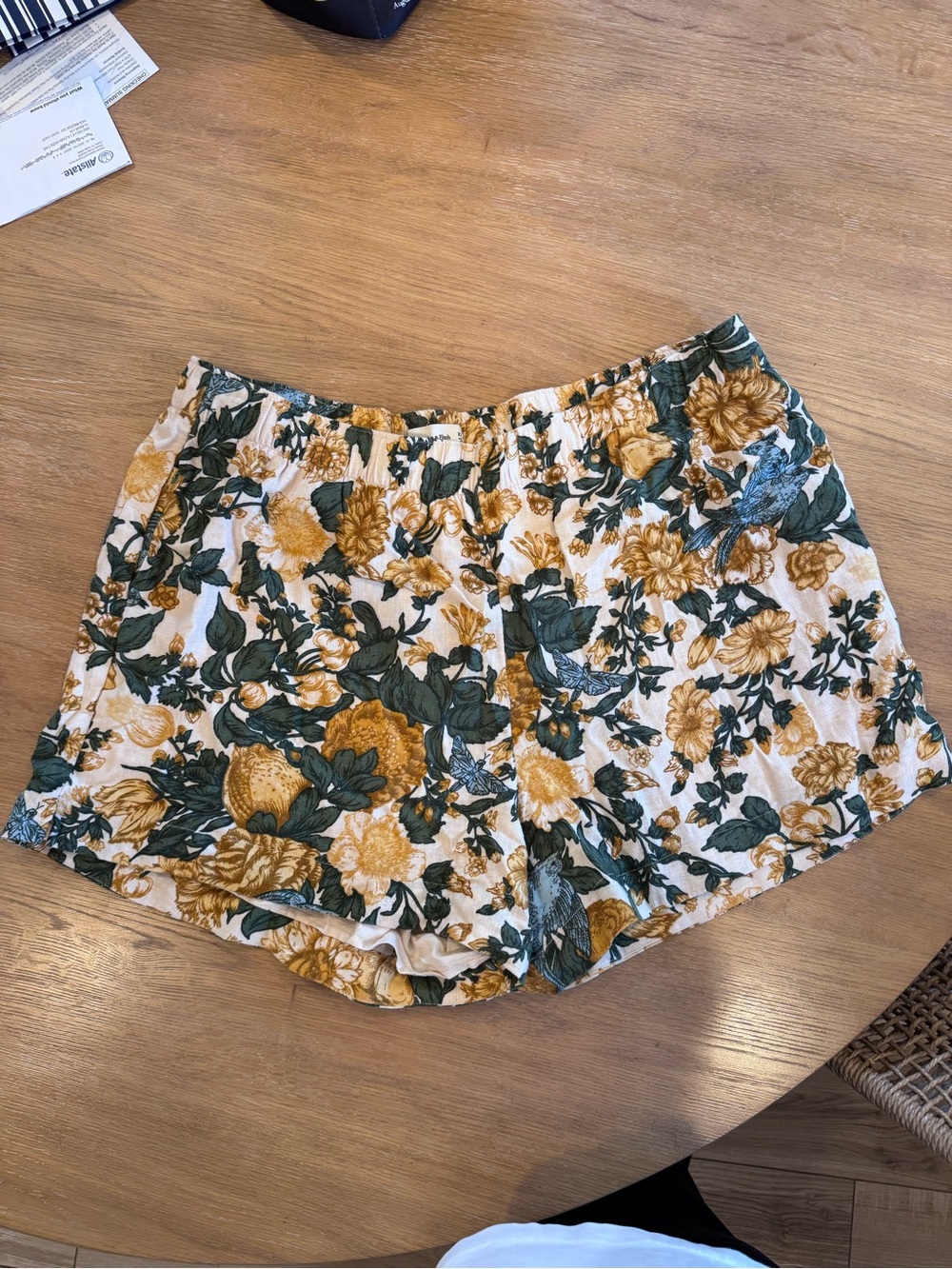 Abercrombie and Fitch High Waist Floral Pull Up Waist Shorts Yellow & Green - Picture 2 of 3